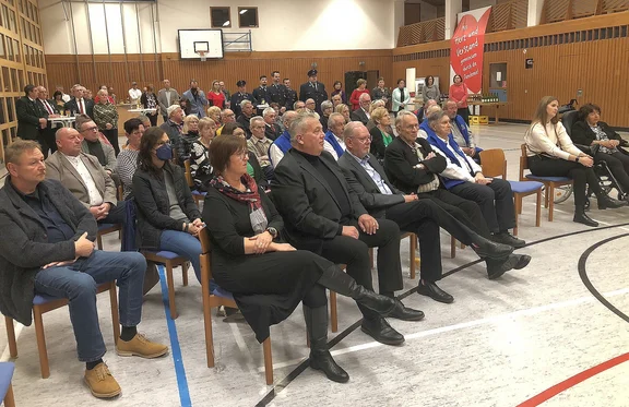 Gäste beim Ehrenabend in Fuchsmühl