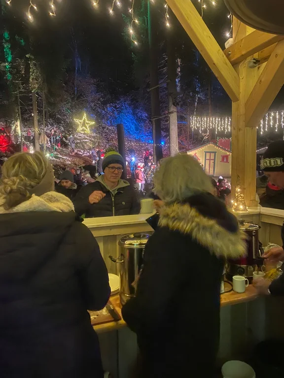 Waldweihnacht4.jpg 