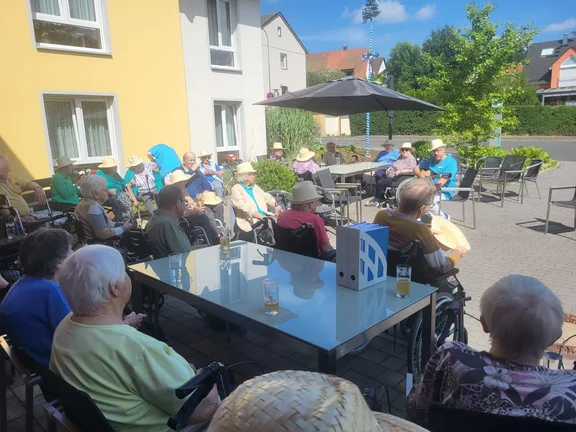 Musik_außen.jpg 