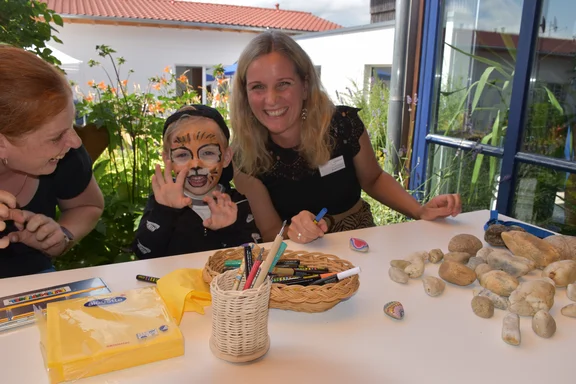 Sommerfest_Kinderschminken.JPG 